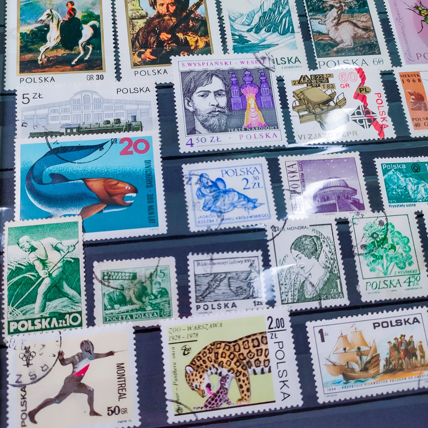 Postimerkkialbumi
