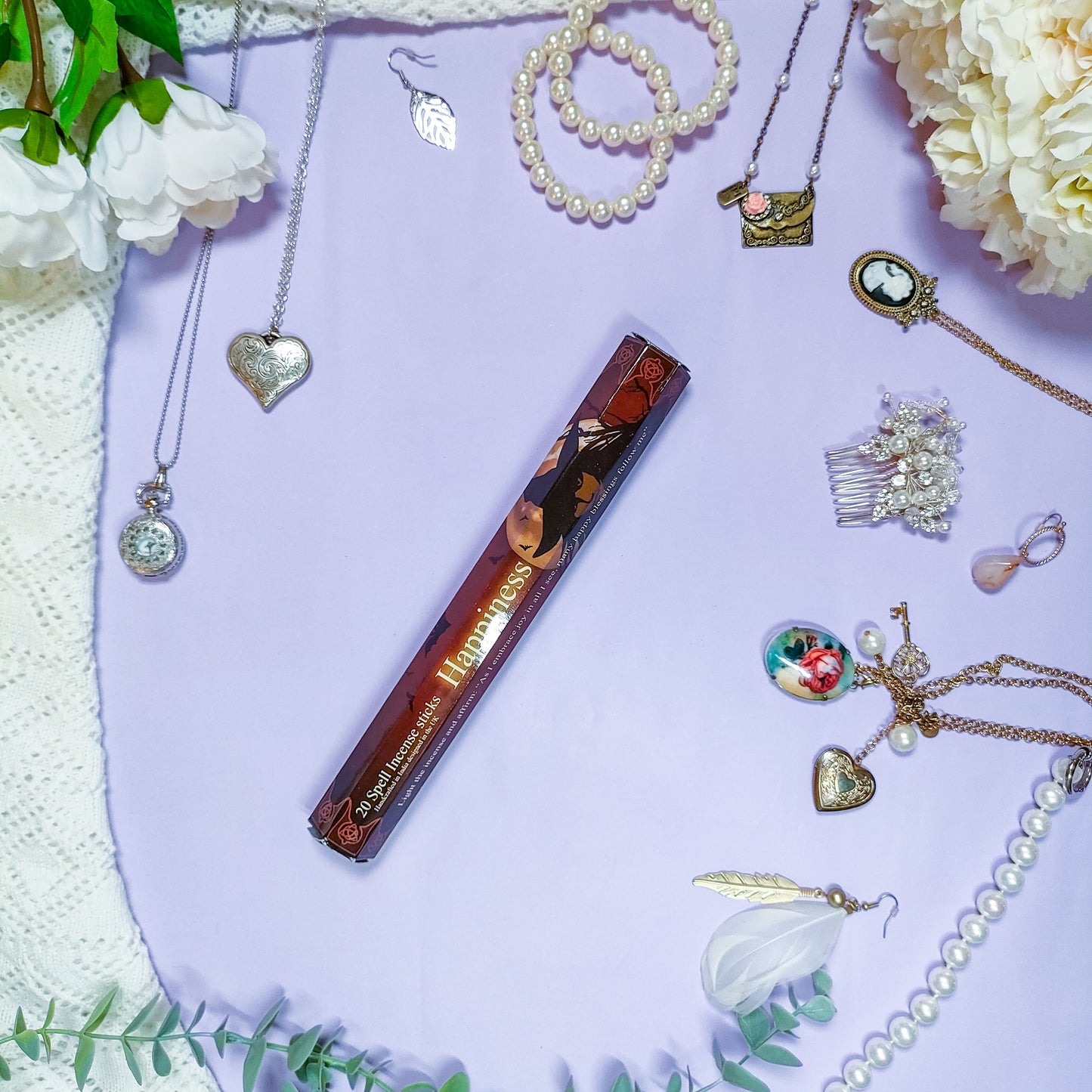 Onnellisuus suitsuketikut - suitsukkeet ja suitsuketelineet kätevästi nettikaupasta