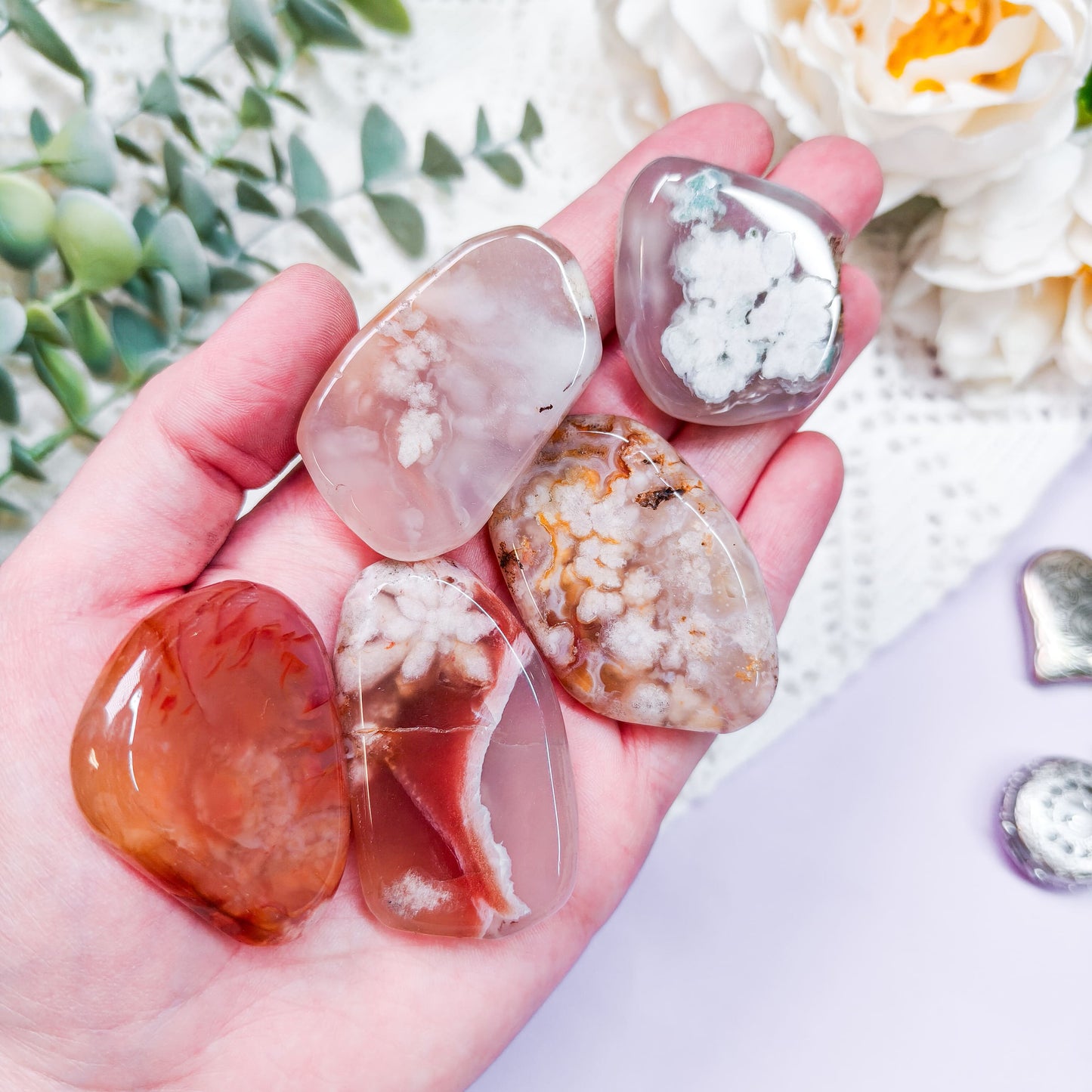 Huolikivi kukka-akaatti