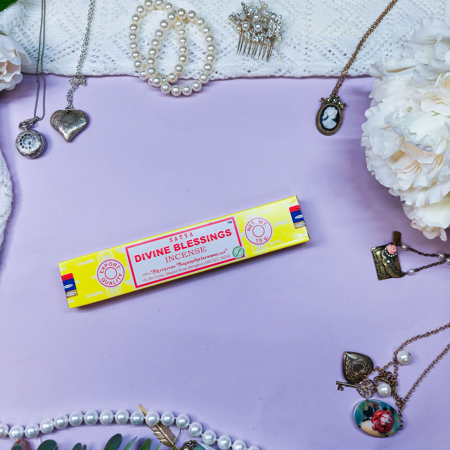 Satya suitsuketikut jumalallinen siunaus