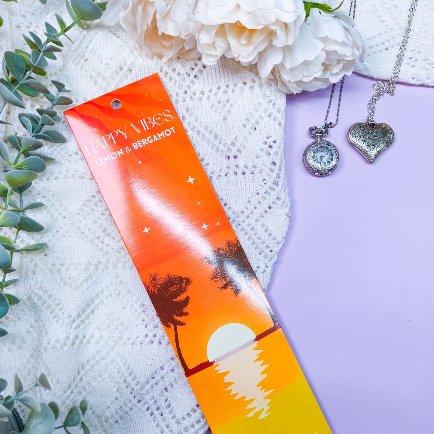 Suitsuketikut onnellisuus